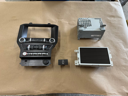 2019 Ford Mustang Touch Screen Face Plate Radio Module USB Port