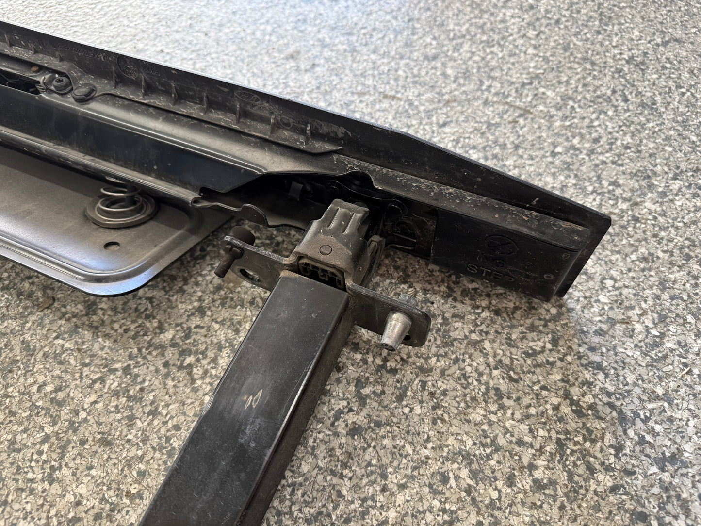 2023-2026 Ford F-250 F-350 Super Duty Tailgate Step OEM