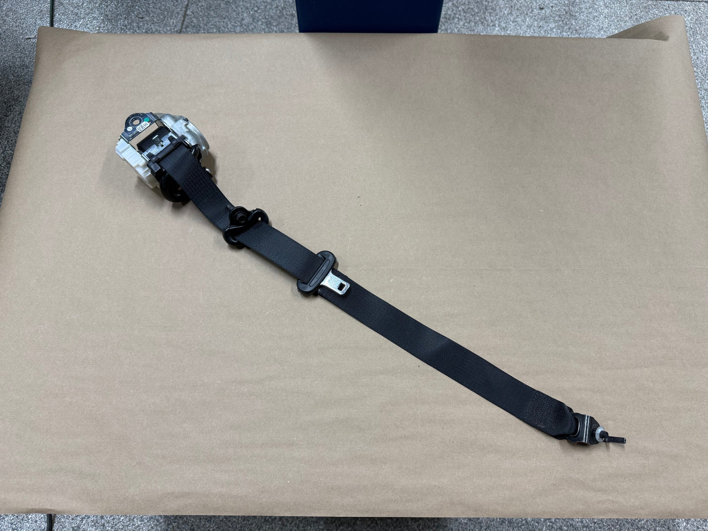 2023-2025 Ford F-250 F-350 RH Passenger Rear Seat Belt PC3BE611E50AA3JA6