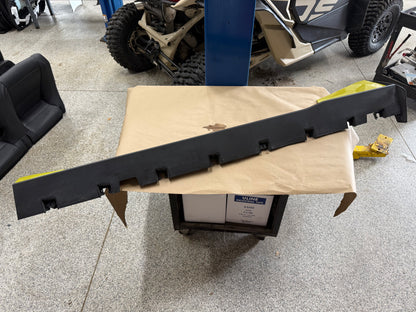 2024-2026 Ford Mustang GT LH Driver Side Skirt Molding "B7"