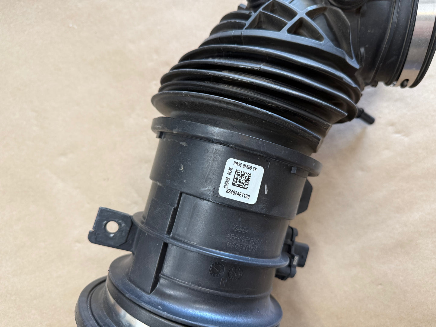 2024-2026 Ford Mustang GT Coyote OEM Cold Air Intake Elbow MAF Housing RH Pass.