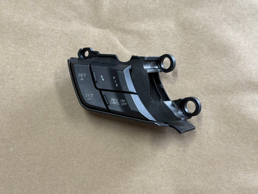 2015-2023 Ford Mustang GT LH Steering Wheel Button Cruise Control Steering