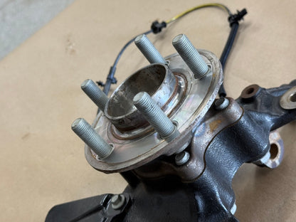 2021-2023 Ford Mustang 5.0 GT LH Driver Side Front Spindle Knuckle Hub 4 Bolt