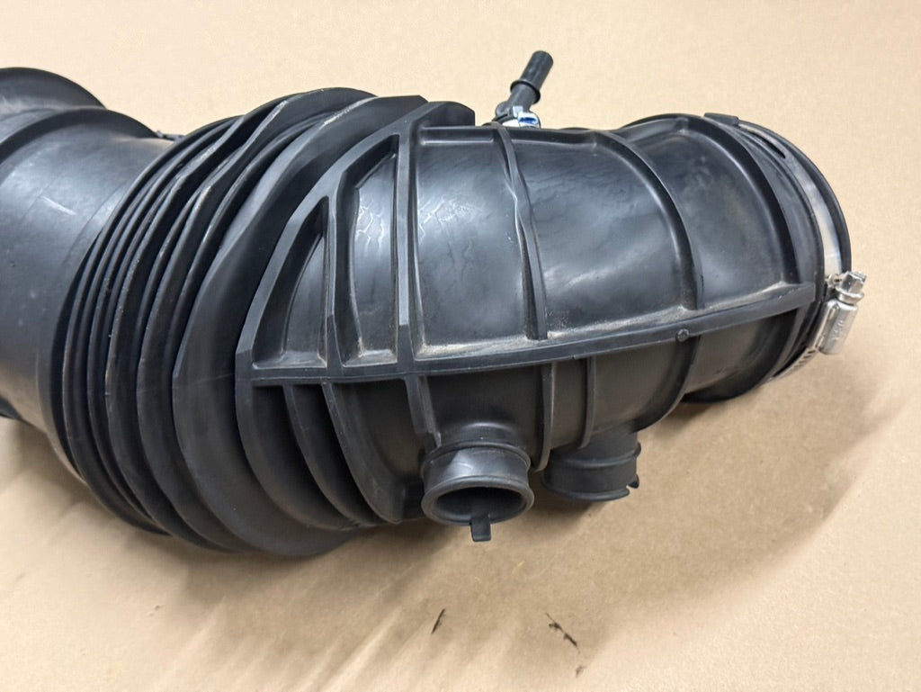 2024-2026 Ford Mustang GT Coyote Cold Air Intake Elbow MAF Housing RH Passenger Side