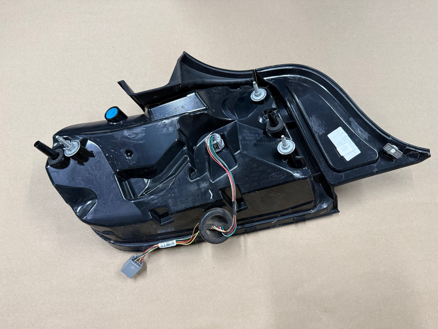 2018-2023 Ford Mustang GT V6 EcoBoost Tail Light RH Passenger Side LED