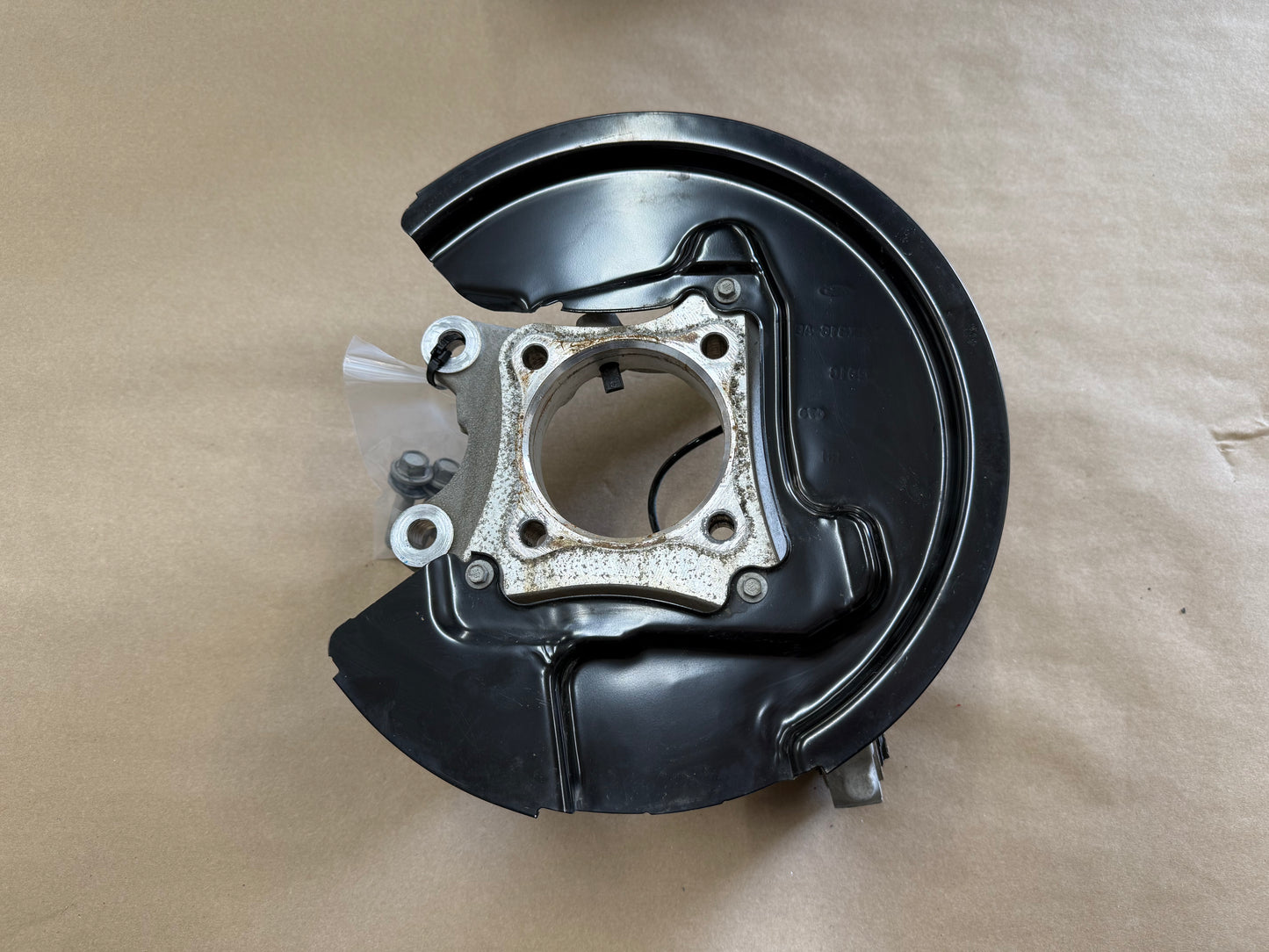 2015-2023 Ford Mustang 5.0 GT RH Passenger Side Rear Spindle Knuckle