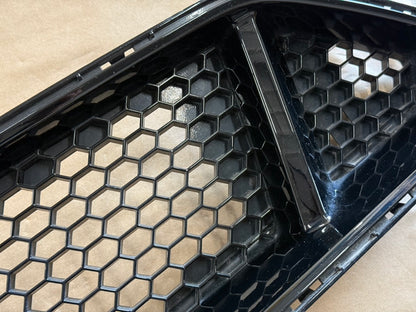 2018-2023 Ford Mustang GT Front Bumper Upper Grille