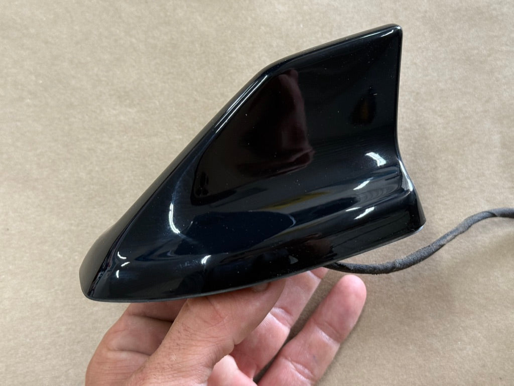 2021-2026 Mustang GT Radio Antenna Shark Phin Style JD9T-19K351-AA "G1"