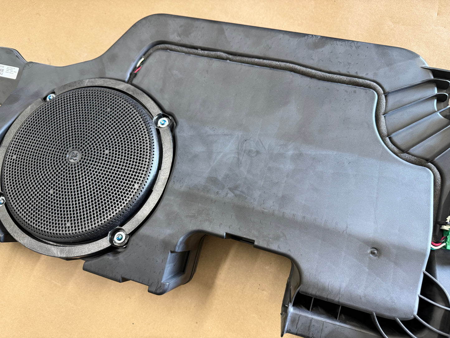 2017-2022 Ford F-250 Super Duty Subwoofer Speaker Sub