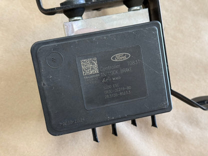 2016 Ford Mustang GT ABS Module Controller Anti-Lock Brakes "Auto"