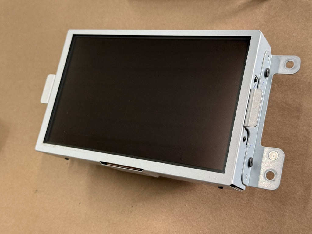 2020 Ford Mustang GT Touch Screen, Face Plate, Radio, Module USB Port