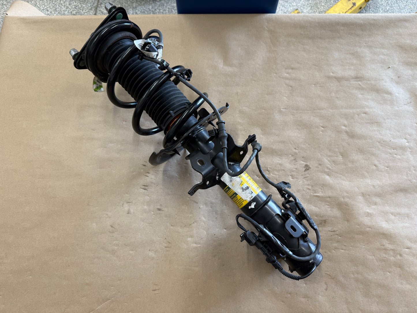 2018-2023 Ford Mustang GT Front LH Driver MagneRide Strut Spring Assembly 26k