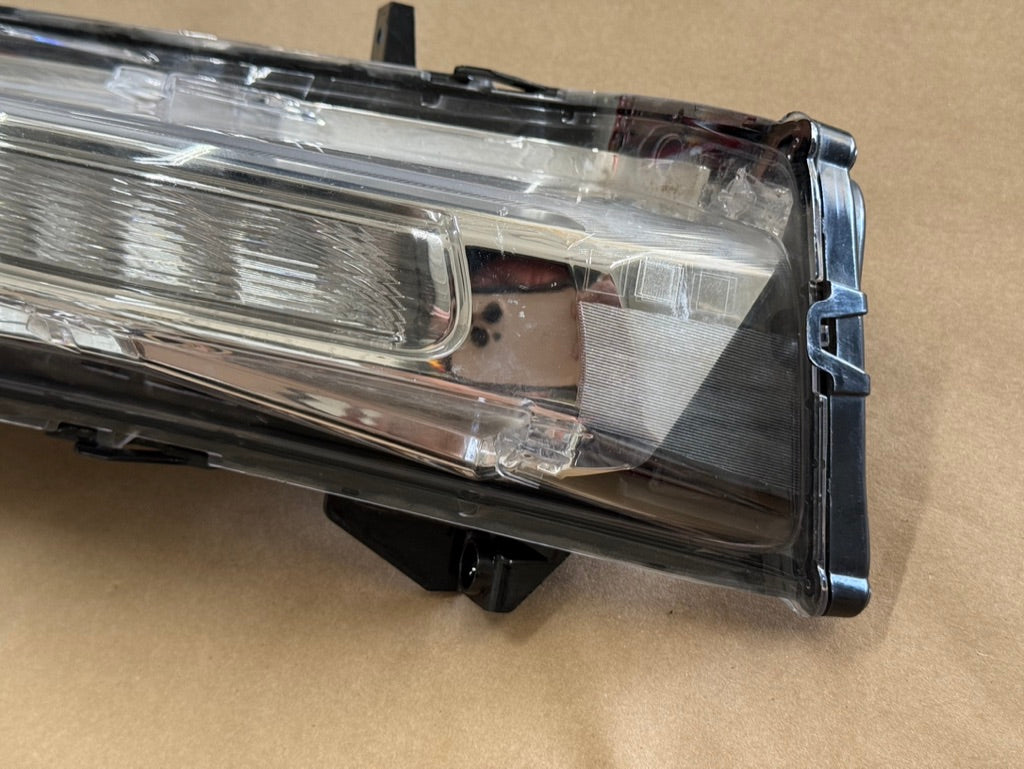 2018-2023 Mustang GT RH Passenger Side Turn Signal Light Fog Light LED