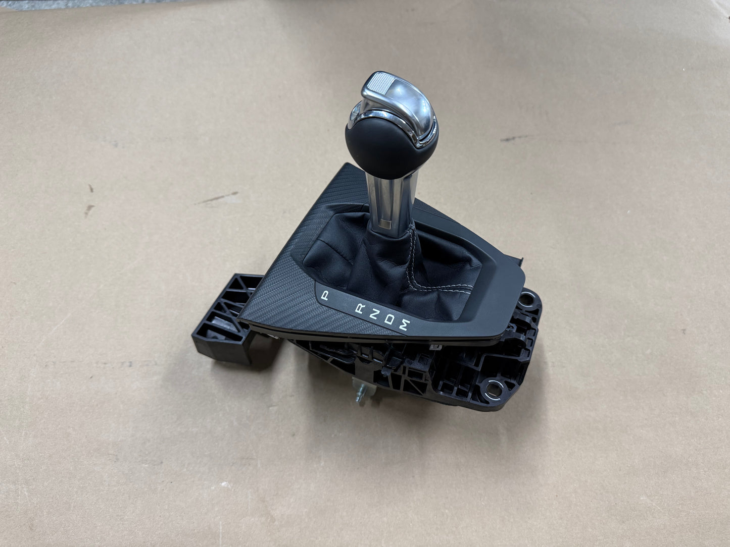 2024-2026 Ford Mustang GT 5.0L 10R80 Automatic Shifter Assembly