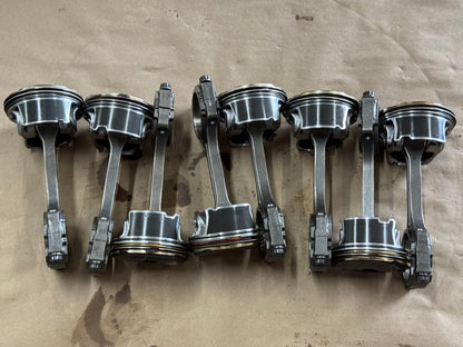 2024-2026 Ford Mustang GT Coyote 5.0L Pistons Rods Set of 8 8k miles