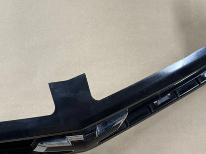 2016-2018 Chevrolet Camaro SS Front Bumper Upper Grille "GM"