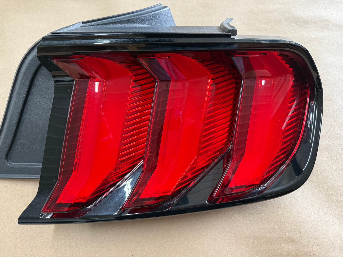2018-2023 Ford Mustang GT V6 EcoBoost Tail Light RH Passenger Side LED