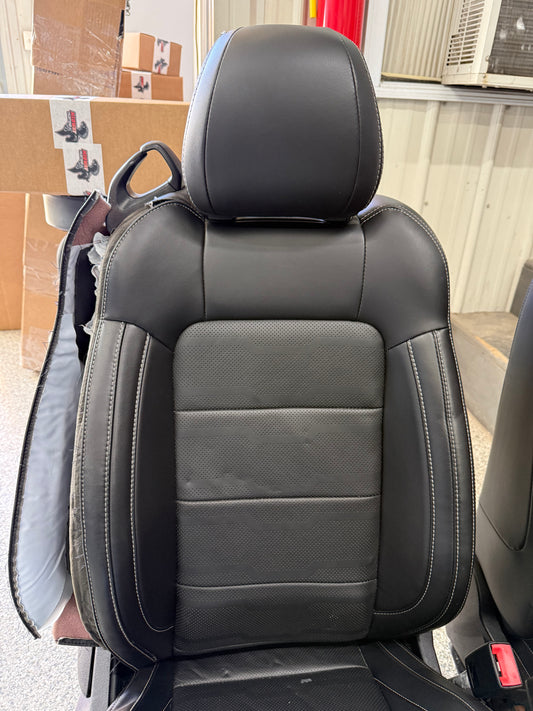 2018-2023 Ford Mustang GT Black Leather Front Rear Power Seats Heat Cooled Vert