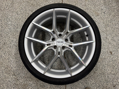 2015-2026 Mustang Niche Prodigy 5 20x9" Silver Wheel/Tire 275/30/20 Continental