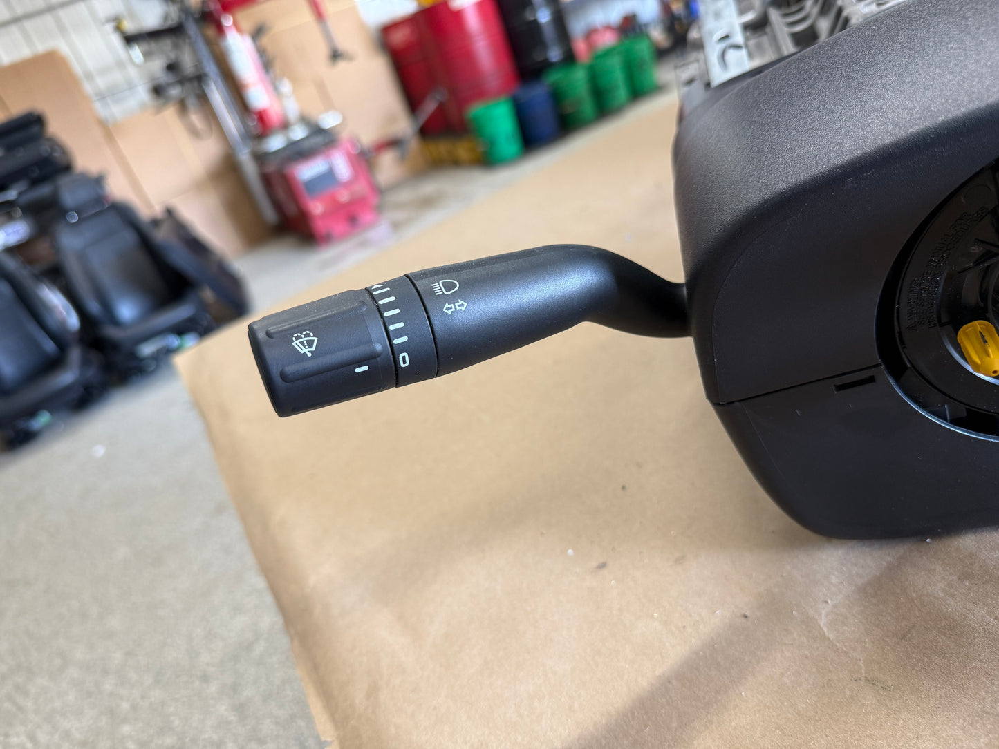 2017-2022 Ford F-250 F-350 Super Duty Steering Column Manual Tilt w/Key