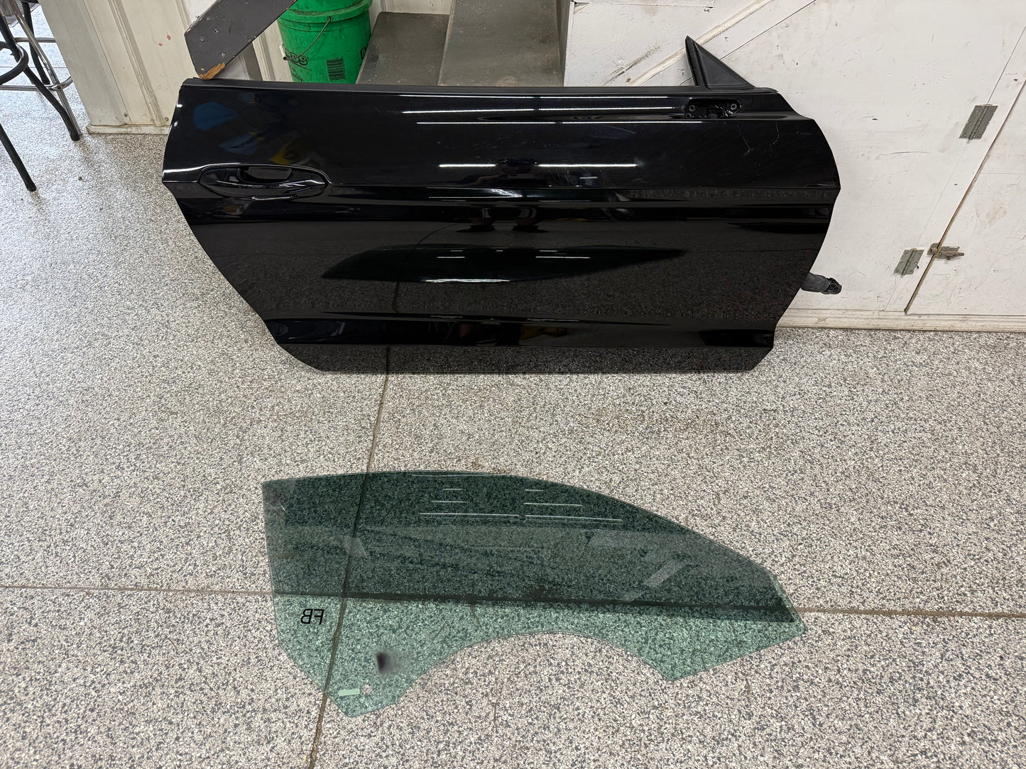 2015-2023 Ford Mustang GT GT500 LH Driver Side Door Complete w/Glass "G1"