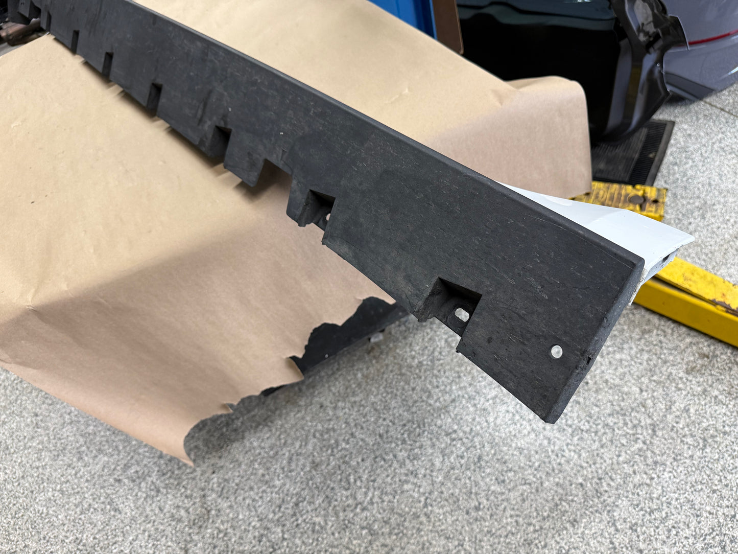 2015-2023 Ford Mustang GT V6 RH Passenger Side Skirt Molding "YZ"