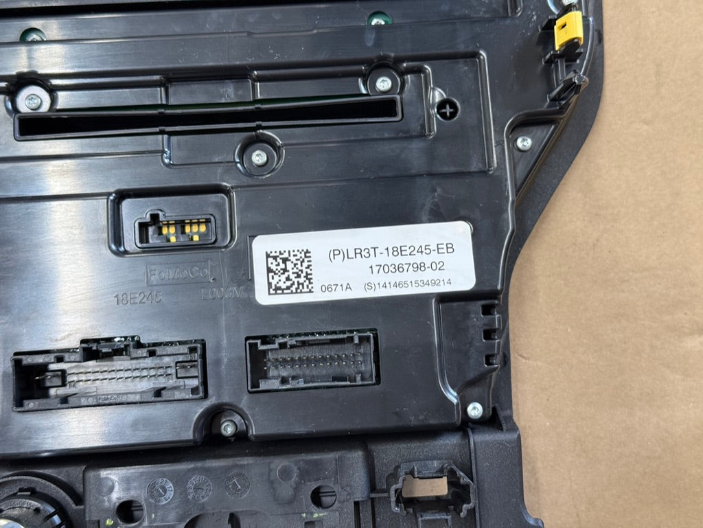 2021 Ford Mustang GT Touch Screen, Face Plate, Radio, Module USB Port