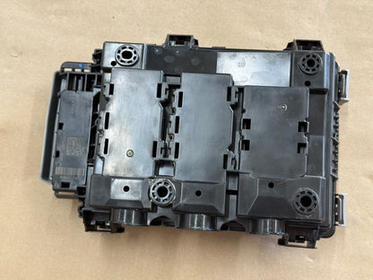 2023-2026 Ford F-250 F-350 Super Duty 7.3L Gas Engine Bay Fuse Box