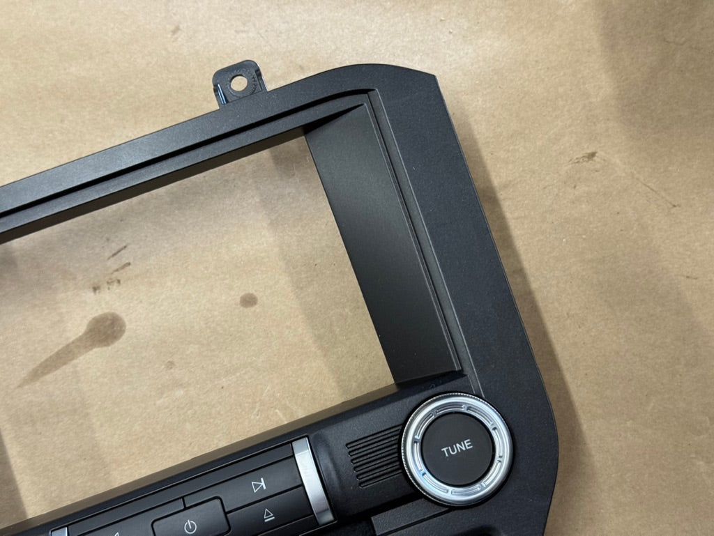 2023 Ford Mustang GT Touch Screen, Face Plate, Radio, Module USB Port