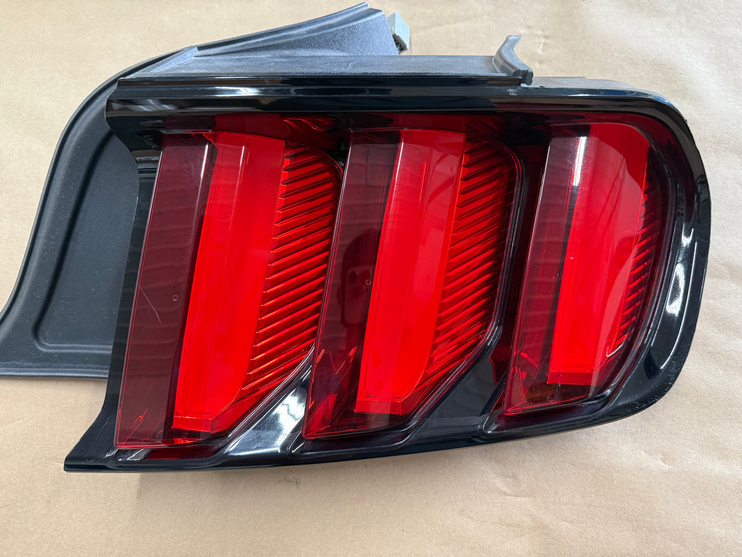 2015-2017 Ford Mustang GT V6 EcoBoost Tail Light RH Passenger Side LED