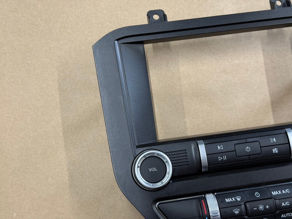 2021 Ford Mustang GT Touch Screen, Face Plate, Radio, Module USB Port