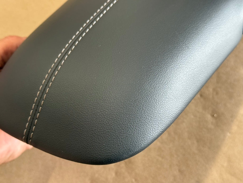 2024-2026 Ford Mustang Center Top Console Lid Armrest