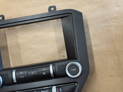 2021 Ford Mustang GT Touch Screen, Face Plate, Radio, Module USB Port