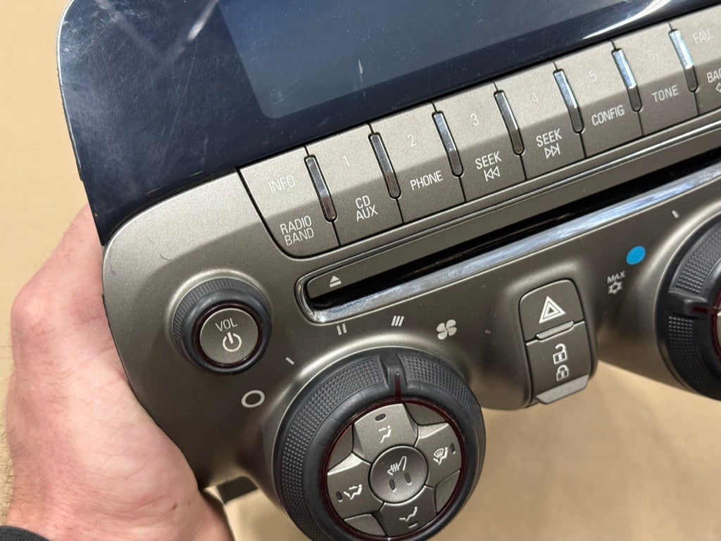 2010-2015 Chevrolet Camaro SS Radio Face Plate Head Unit GM