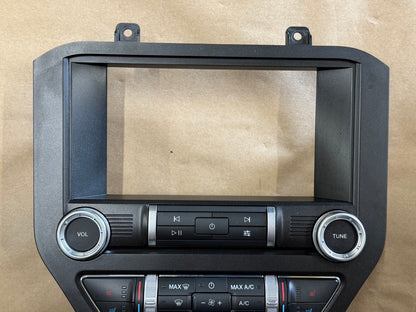 2019 Ford Mustang Touch Screen Face Plate Radio Module USB Port