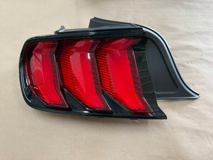 2018-2023 Ford Mustang GT350 GT V6 EcoBoost Tail Light LH Driver Side LED