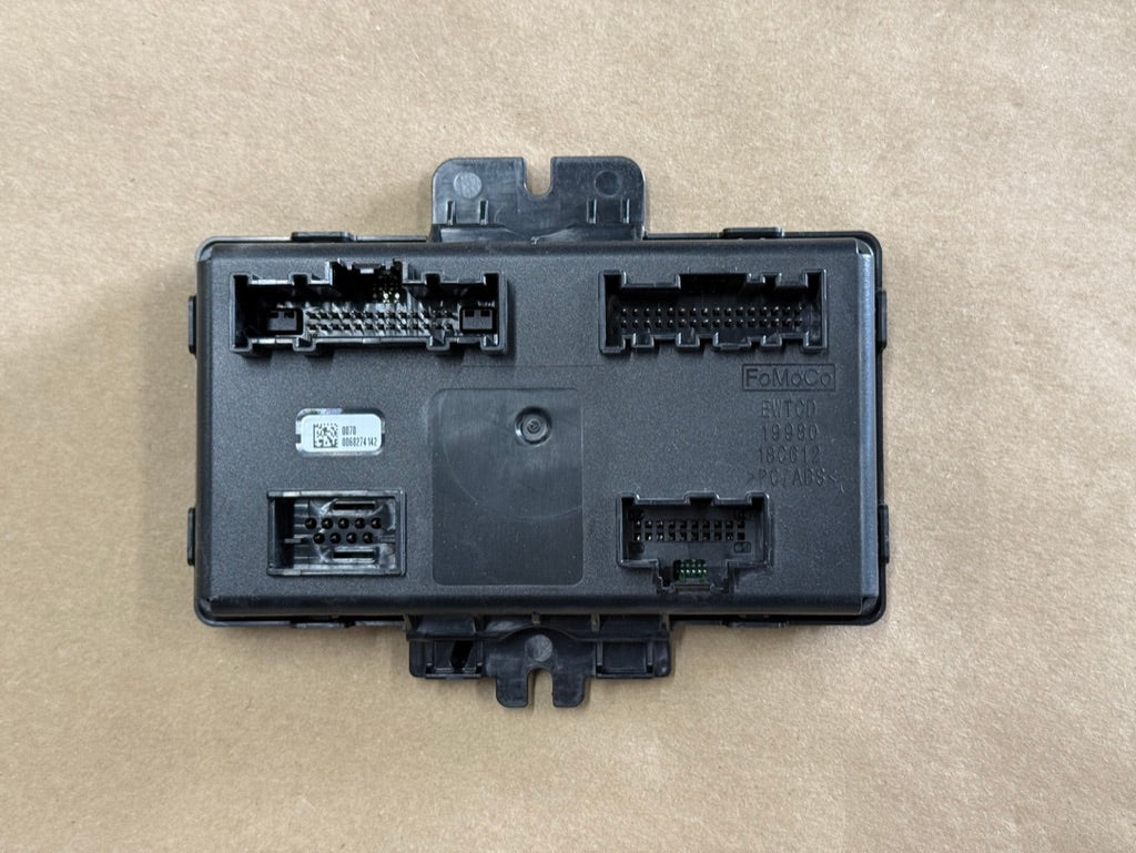 2024-2026 Mustang S650 Ford Temperature Climate Control Module "PR3T-18C612-BD"