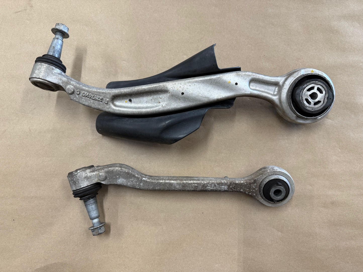 2016-2023 Chevrolet Camaro SS RH Passenger Side Front Control Arms