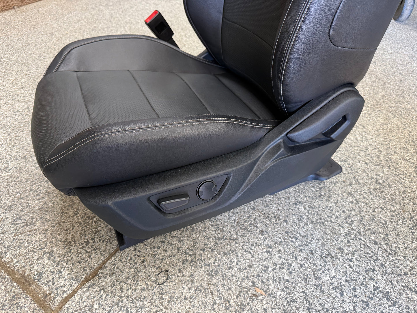 2018-2023 Ford Mustang GT Black Leather Coupe Front & Rear Seats