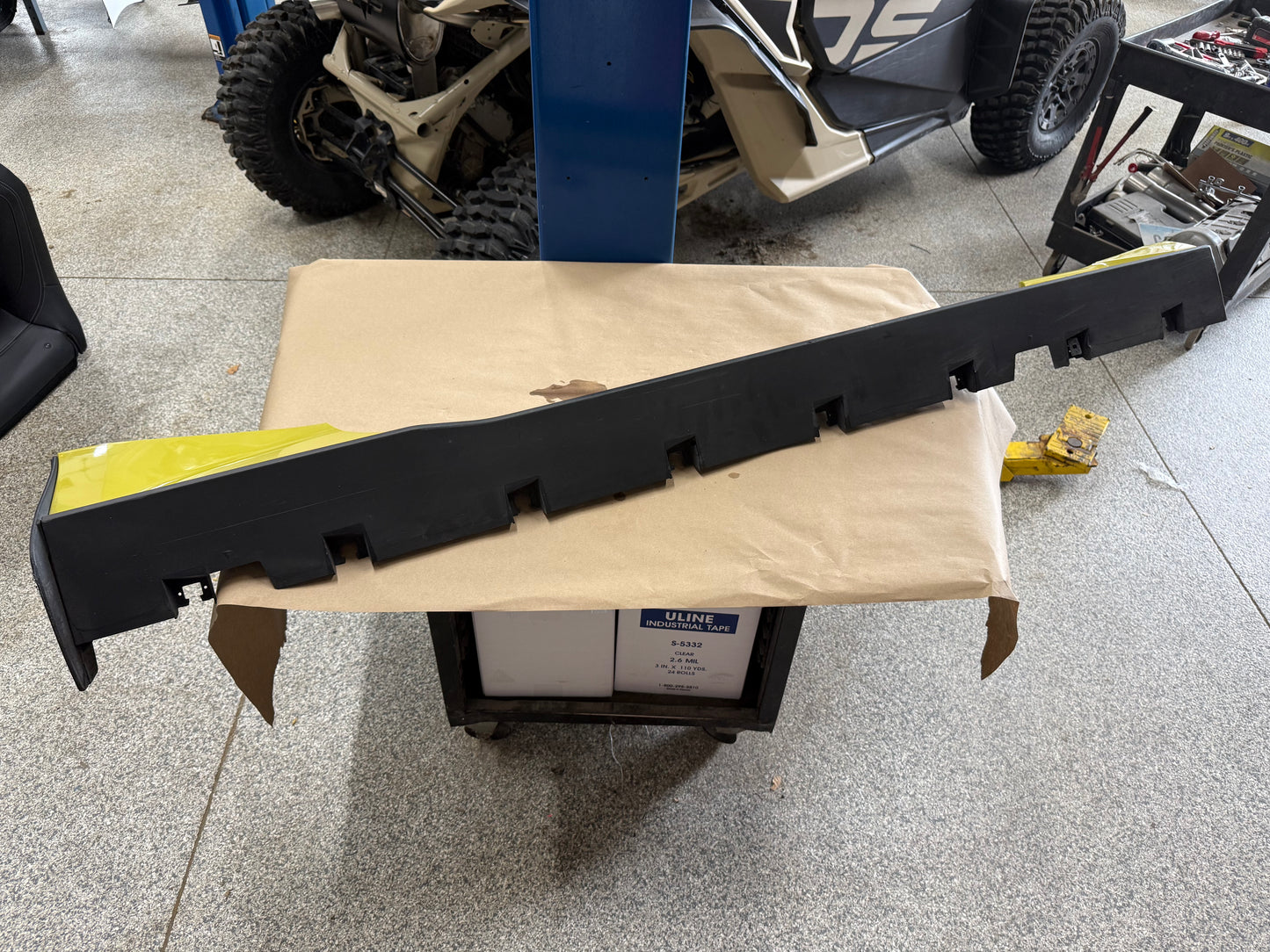 2024-2026 Ford Mustang GT RH Passenger Side Skirt Molding "B7"