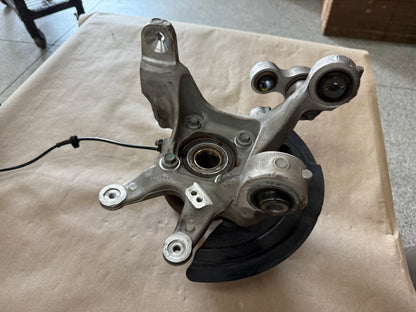 2024-2026 Ford Mustang GT LH Driver Side Rear Spindle Knuckle Hub