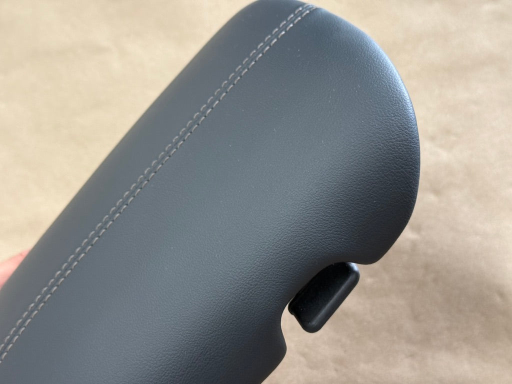 2024-2026 Ford Mustang Center Top Console Lid Armrest