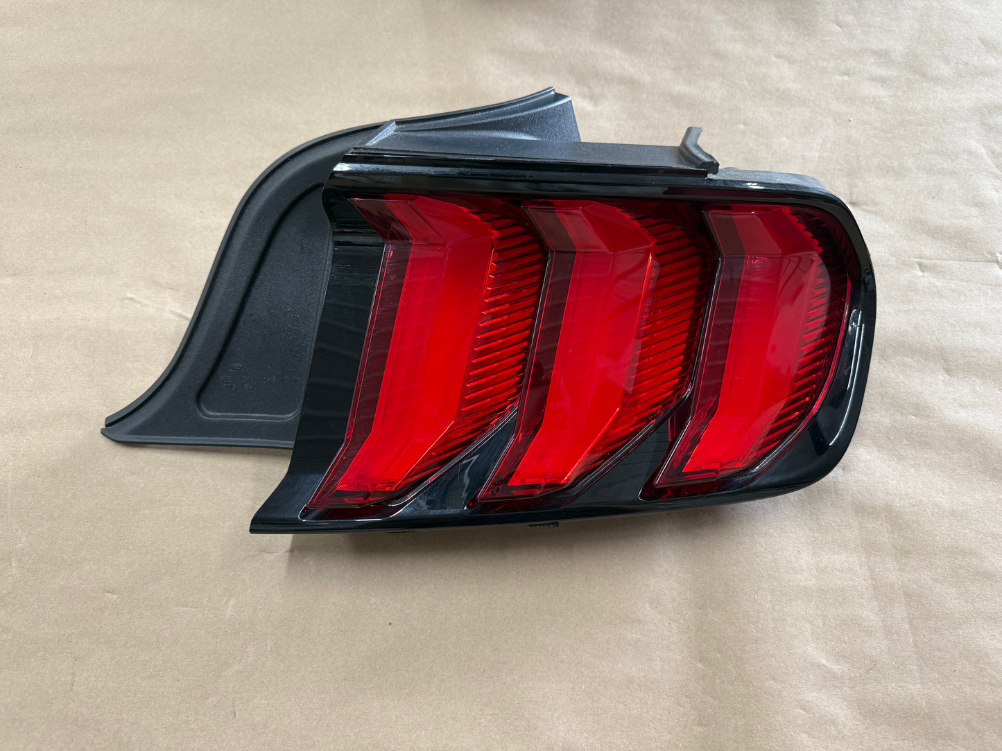 2018-2023 Ford Mustang GT V6 EcoBoost Tail Light RH Passenger Side LED