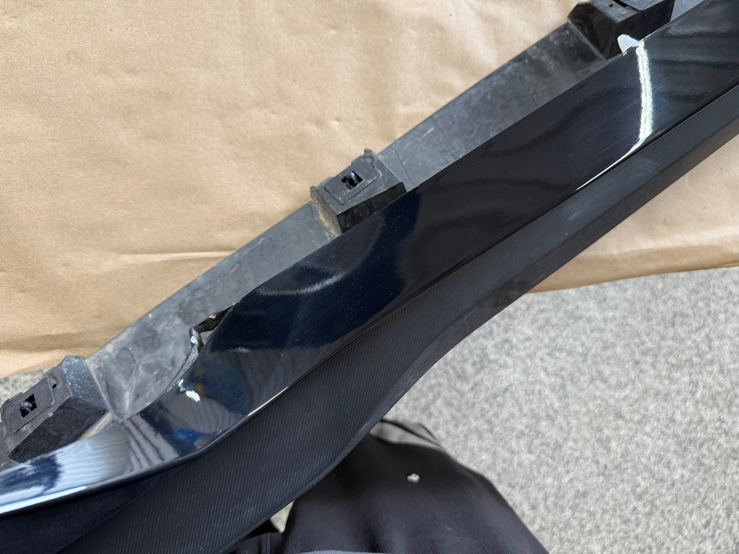 2024-2026 Ford Mustang GT RH Passenger Side Skirt Molding "Black"