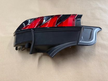 2018-2023 Ford Mustang GT350 GT V6 EcoBoost Tail Light RH Pass. Side LED
