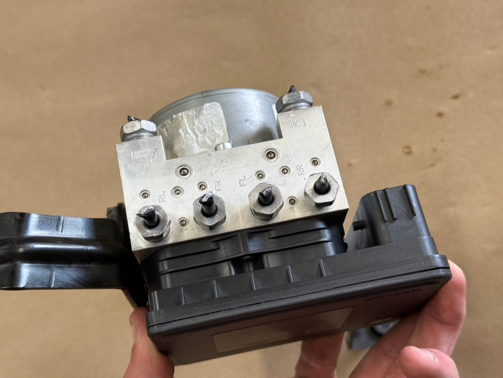 2019 Ford Mustang GT ABS Module Controller Anti-Lock Brakes "Auto"