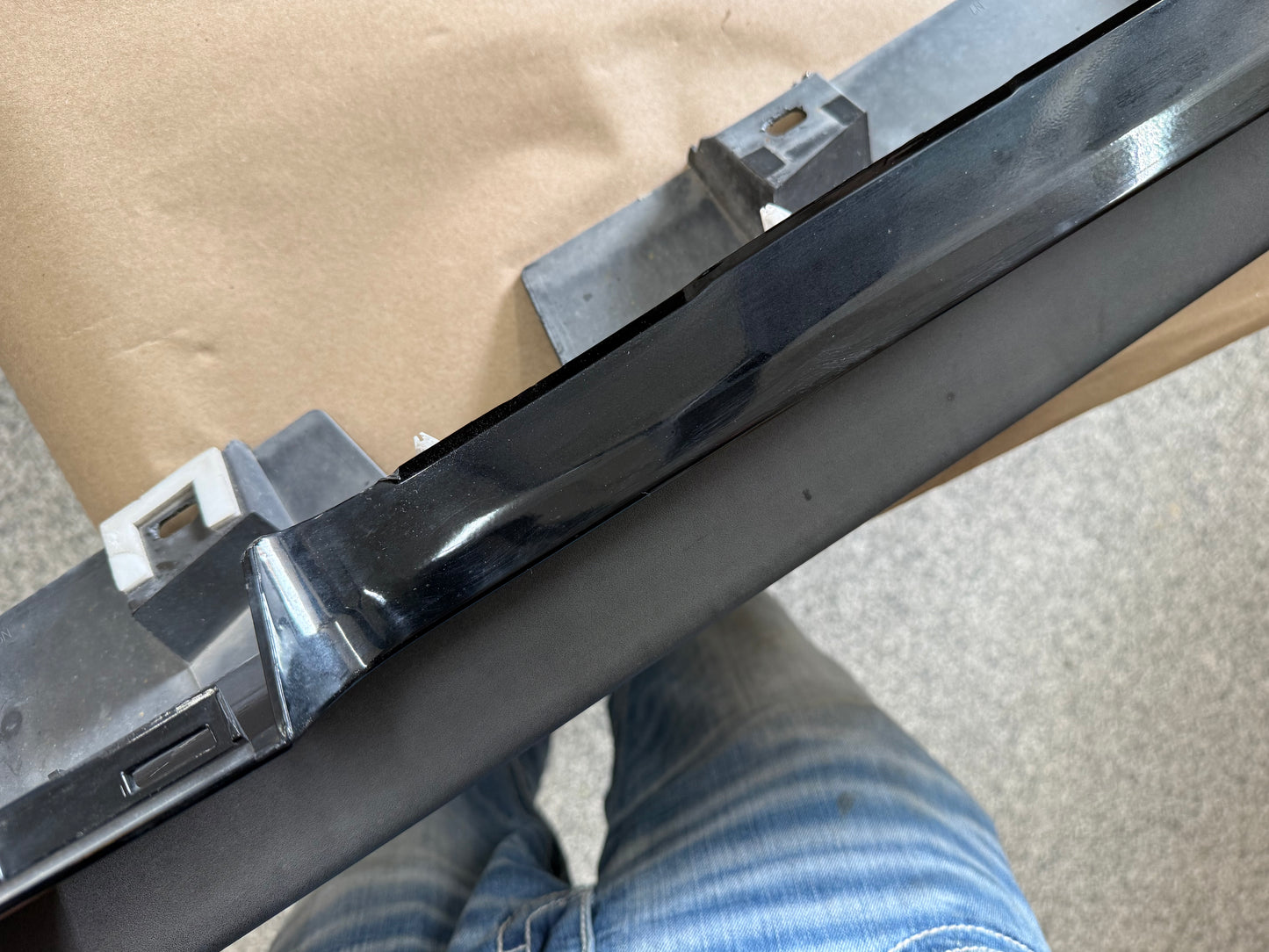 2015-2023 Ford Mustang GT V6 LH Side Skirt Molding Driver Side "G1"