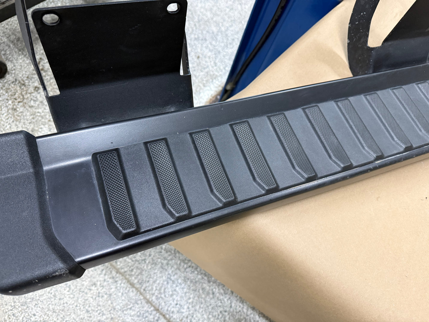 2017-2026 Ford F-250 F-350 LH Driver Side Running Board Crew Cab W/Brackets