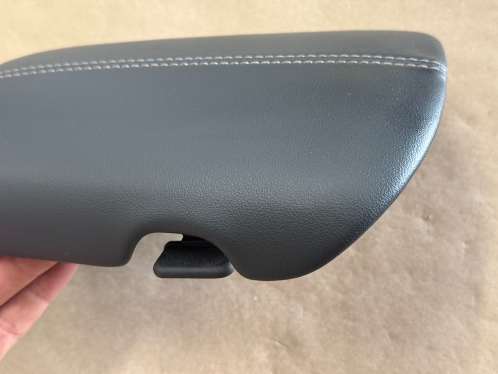 2024-2026 Ford Mustang Center Top Console Lid Armrest