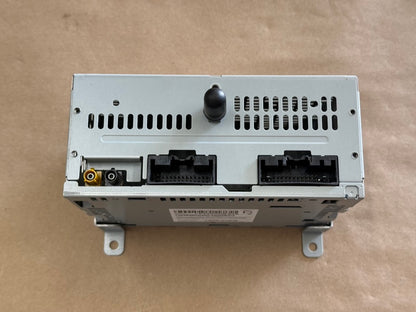 2021 Ford Mustang GT Touch Screen, Face Plate, Radio, Module USB Port